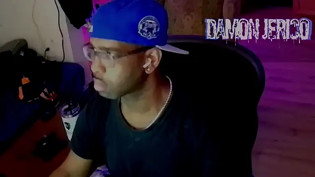 Snapshot of Southernfuckery chatting on 03.25.26 Southernfuckery online show from 03.25.26