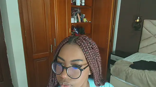 Raquel jones online show from 01.27.25