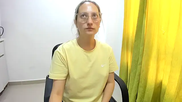 Snapshot of Adele_johnsonn1 chatting on 12.14.24 Adele johnsonn1 online show from 12.14.24