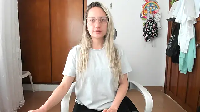 Adele johnsonn1 online show from 10.15.25