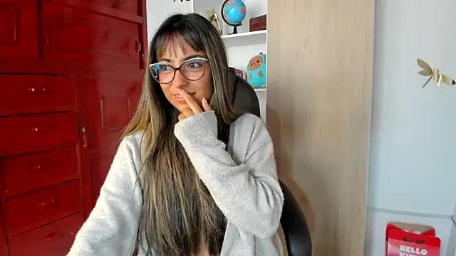 Snapshot of Isabellaa22_1 chatting on 04.29.26 Isabellaa22 1 online show from 04.29.26