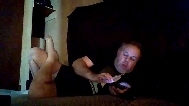 Nightshade7712 online show from 10.24.25