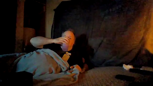 Nightshade7712 online show from 11.06.25