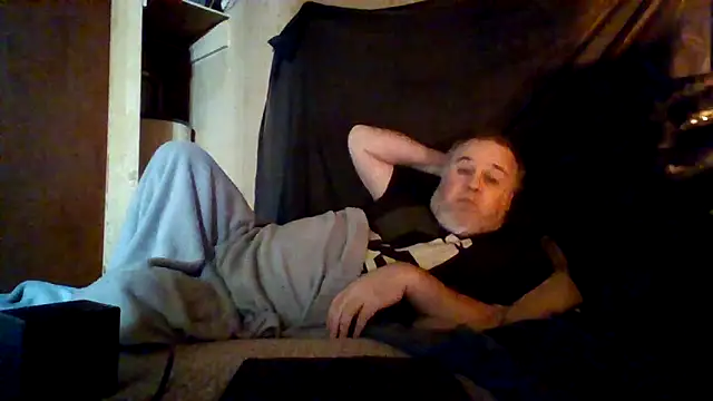 Snapshot of Nightshade7712 chatting on 02.14.26 Nightshade7712 online show from 02.14.26