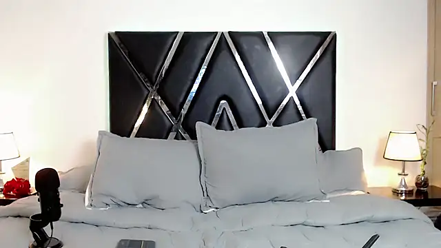 AnikaDragun online show from 03.09.25