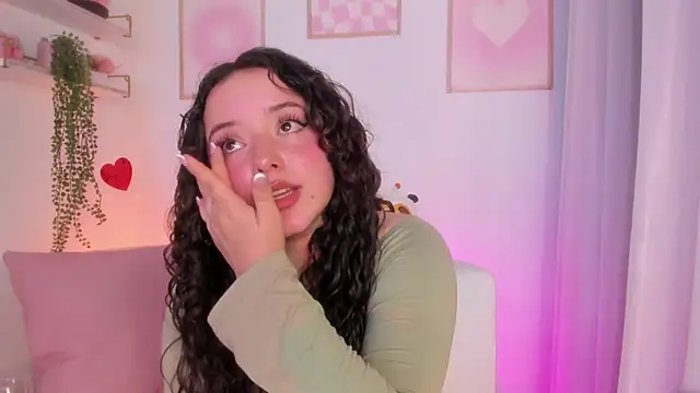 Aurora aaa online show from 10.23.25