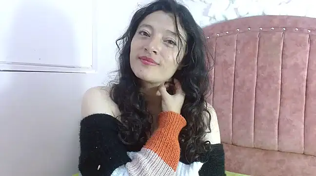 Snapshot of lunazulsj chatting on 01.16.25 lunazulsj online show from 01.16.25