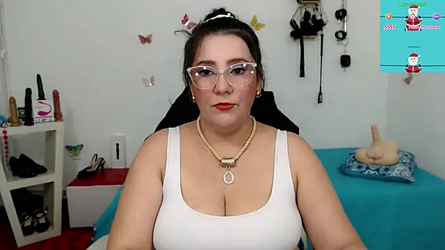 mom hot   online show from 12.19.25