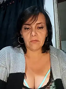 Snapshot of Natasha_milf__ chatting on 01.29.25 Natasha milf   online show from 01.29.25