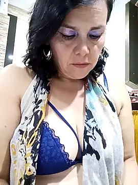 Snapshot of Natasha_milf__ chatting on 02.15.25 Natasha milf   online show from 02.15.25