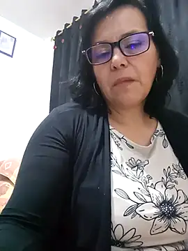 Snapshot of Natasha_milf__ chatting on 03.08.25 Natasha milf   online show from 03.08.25