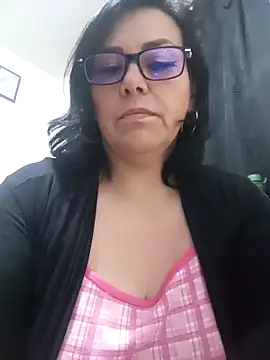 Snapshot of Natasha_milf__ chatting on 03.15.25 Natasha milf   online show from 03.15.25
