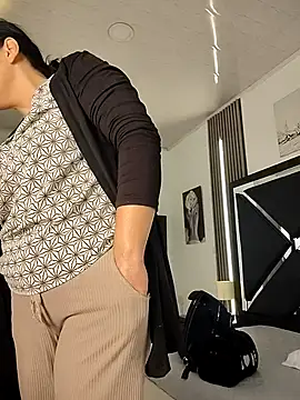 Natasha milf   online show from 12.03.25