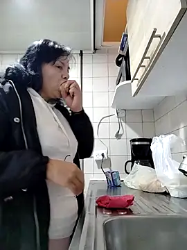 Natasha milf   online show from 04.10.26