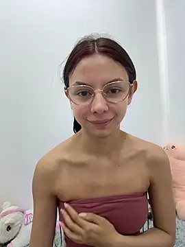 Bonniepark online show from 12.16.25