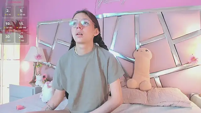 Bonniepark online show from 04.17.26