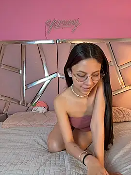 Bonniepark online show from 04.21.26