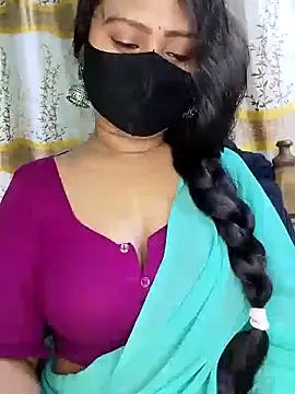 Snapshot of Idhika_Paul chatting on 02.07.25 Idhika Paul online show from 02.07.25