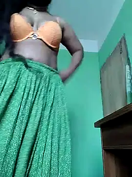 Snapshot of Idhika_Paul chatting on 02.12.25 Idhika Paul online show from 02.12.25