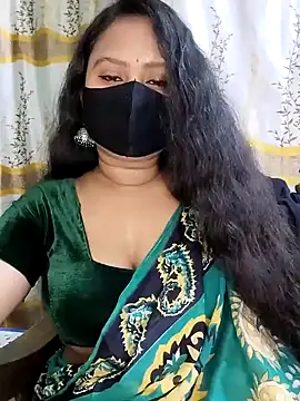 Snapshot of Idhika_Paul chatting on 02.14.25 Idhika Paul online show from 02.14.25