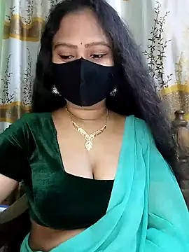 Snapshot of Idhika_Paul chatting on 02.17.25 Idhika Paul online show from 02.17.25