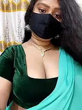 Snapshot of Idhika_Paul chatting on 02.17.25 Idhika Paul online show from 02.17.25