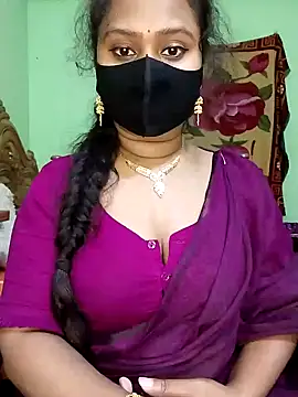 Snapshot of Idhika_Paul chatting on 02.19.25 Idhika Paul online show from 02.19.25