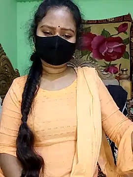 Snapshot of Idhika_Paul chatting on 02.24.25 Idhika Paul online show from 02.24.25