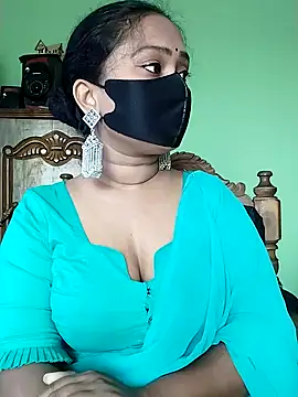 Snapshot of Idhika_Paul chatting on 02.27.25 Idhika Paul online show from 02.27.25