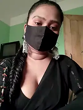 Snapshot of Idhika_Paul chatting on 02.28.25 Idhika Paul online show from 02.28.25