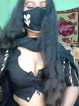 Snapshot of Idhika_Paul chatting on 03.09.25 Idhika Paul online show from 03.09.25