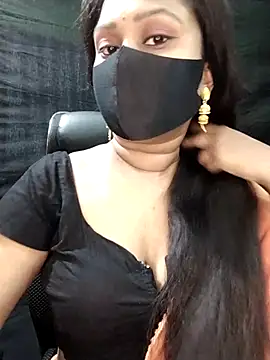 Snapshot of Idhika_Paul chatting on 09.23.25 Idhika Paul online show from 09.23.25