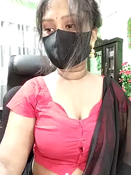 Snapshot of Idhika_Paul chatting on 09.24.25 Idhika Paul online show from 09.24.25