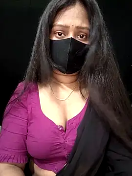 Snapshot of Idhika_Paul chatting on 09.27.25 Idhika Paul online show from 09.27.25