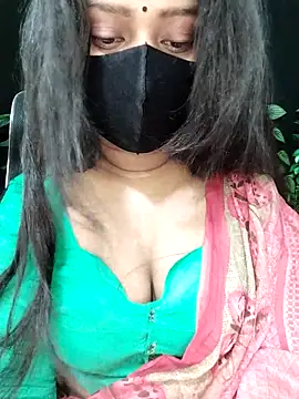 Snapshot of Idhika_Paul chatting on 10.30.25 Idhika Paul online show from 10.30.25