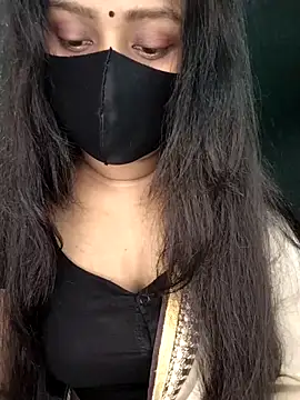 Snapshot of Idhika_Paul chatting on 11.06.25 Idhika Paul online show from 11.06.25