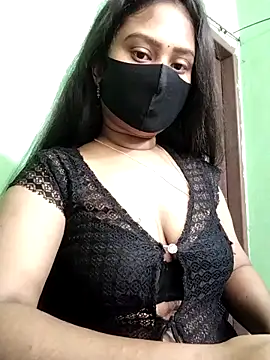 Idhika Paul online show from 02.09.26