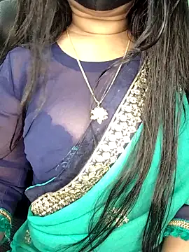 Idhika Paul online show from 04.09.26