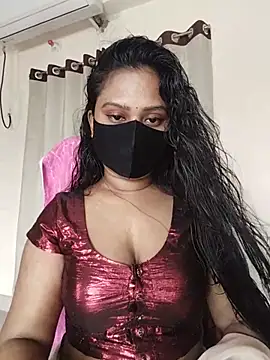 Idhika Paul online show from 06.25.26