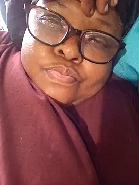 Snapshot of HOTSUGARX5 chatting on 12.19.24 HOTSUGARX5 online show from 12.19.24