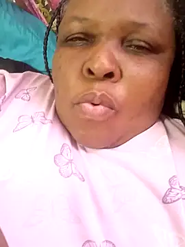 Snapshot of HOTSUGARX5 chatting on 12.28.24 HOTSUGARX5 online show from 12.28.24