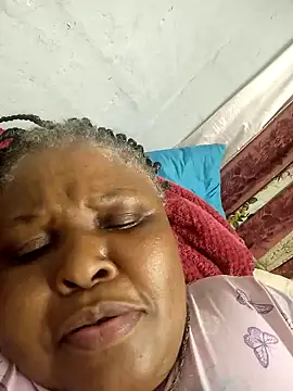 Snapshot of HOTSUGARX5 chatting on 12.28.24 HOTSUGARX5 online show from 12.28.24