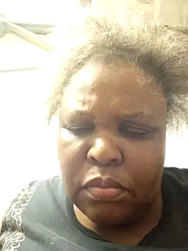 Snapshot of HOTSUGARX5 chatting on 02.10.25 HOTSUGARX5 online show from 02.10.25