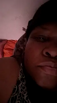 Snapshot of HOTSUGARX5 chatting on 02.19.25 HOTSUGARX5 online show from 02.19.25