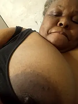 Snapshot of HOTSUGARX5 chatting on 09.14.25 HOTSUGARX5 online show from 09.14.25