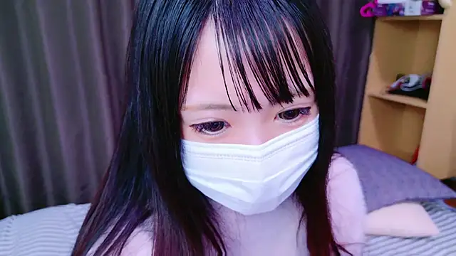 Snapshot of tsumugi_h chatting on 01.02.25 tsumugi h online show from 01.02.25