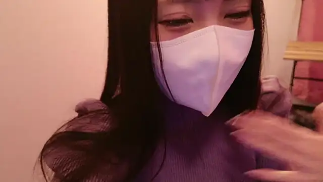 Snapshot of tsumugi_h chatting on 02.15.25 tsumugi h online show from 02.15.25