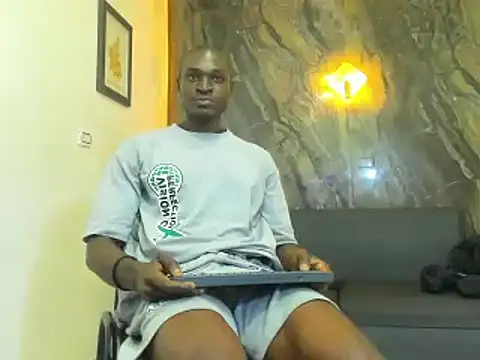 Snapshot of Terrance_z chatting on 03.09.25 Terrance z online show from 03.09.25
