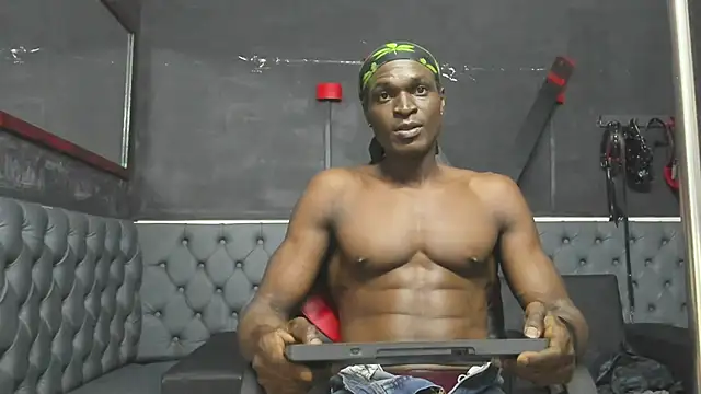 Snapshot of Terrance_z chatting on 03.07.26 Terrance z online show from 03.07.26