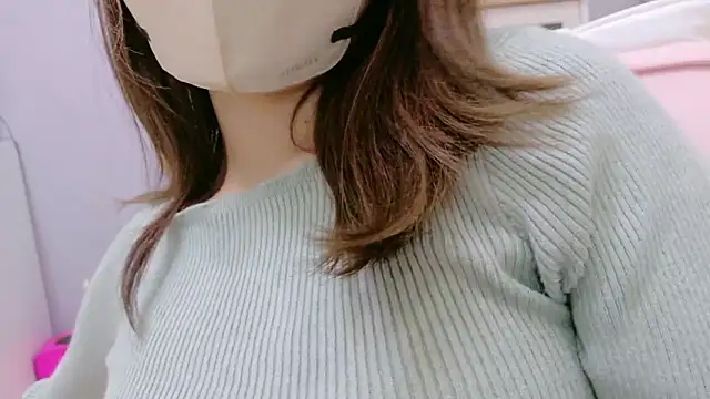 Yui-Ch online show from 09.29.25